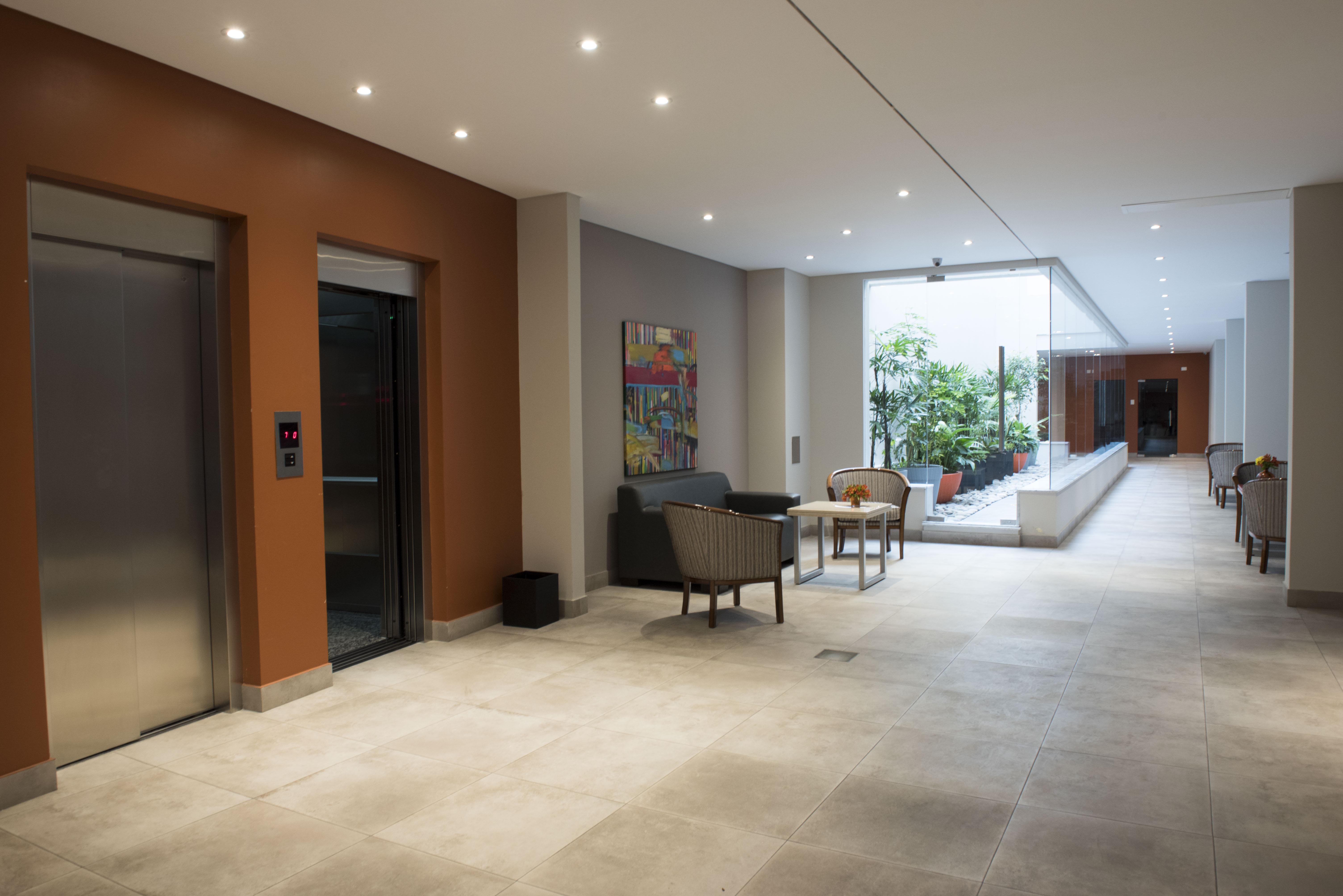 Arc Arenales Studios & Suites Буэнос-Айрес Экстерьер фото